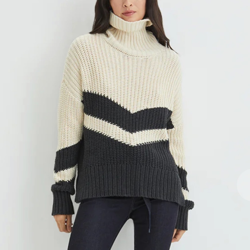 Veronica Beard TORIL CHEVRON SWEATER